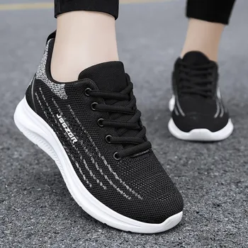 2024 Мужские женские уличные кроссовки для бега трусцой на платформе, разноцветные светоотражающие Черно-белые кожаные кроссовки, мужские кроссовки для бега ET10057